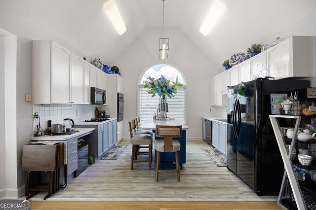 9396 Woodlawn Drive, Douglasville, GA 30135