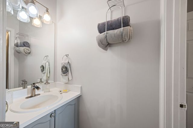 9396 Woodlawn Drive, Douglasville, GA 30135