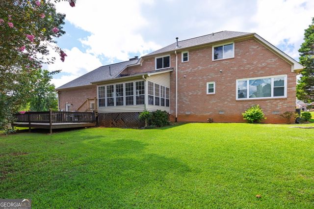 9396 Woodlawn Drive, Douglasville, GA 30135