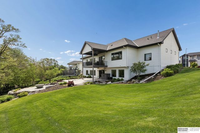 20542 Hartman Avenue, Elkhorn, NE 68022