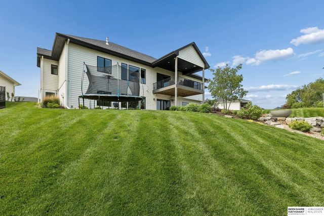 20542 Hartman Avenue, Elkhorn, NE 68022