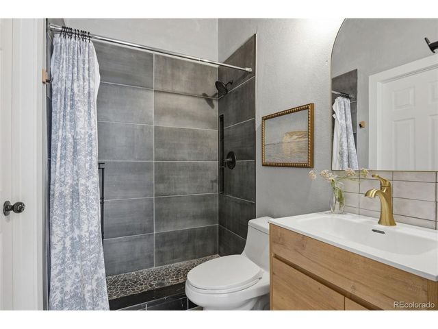 9604 W Chatfield Ave A, Littleton, CO 80128