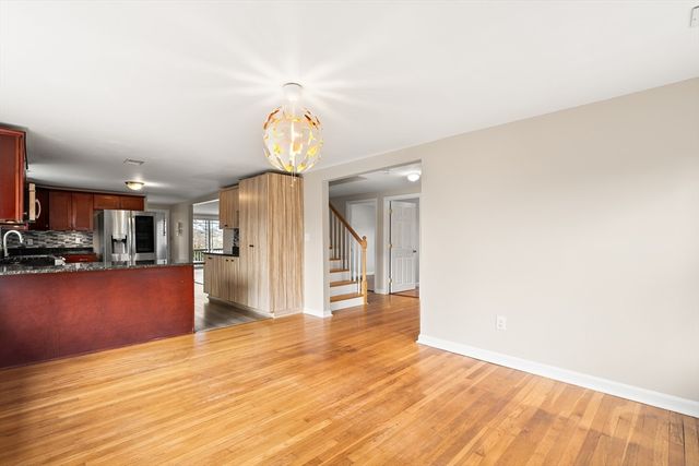 80 Manzanetta Ave, Weymouth, MA 02188