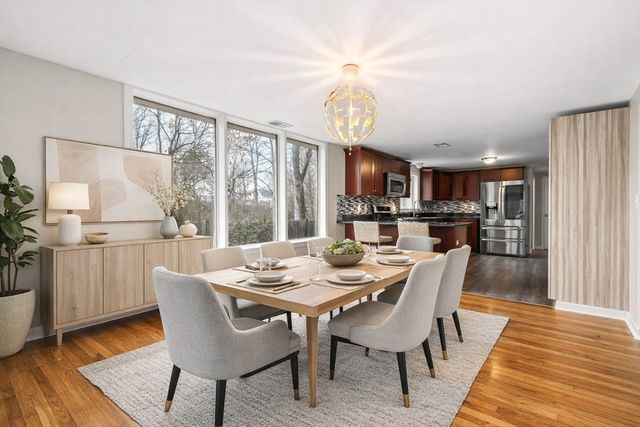 80 Manzanetta Ave, Weymouth, MA 02188