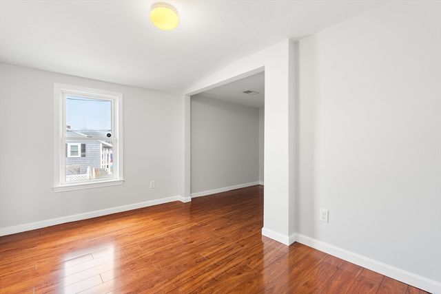 80 Manzanetta Ave, Weymouth, MA 02188