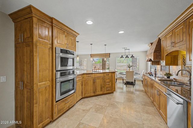 2227 E PARKSIDE Lane, Phoenix, AZ 85024