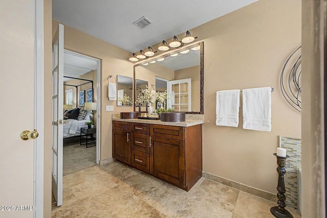 2227 E PARKSIDE Lane, Phoenix, AZ 85024