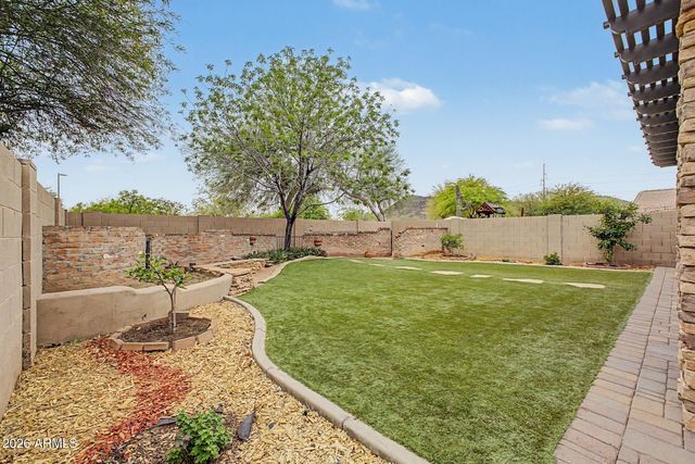 2227 E PARKSIDE Lane, Phoenix, AZ 85024
