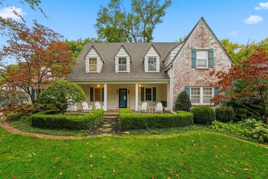 6316 Granada Drive, Prairie Village, KS 66208