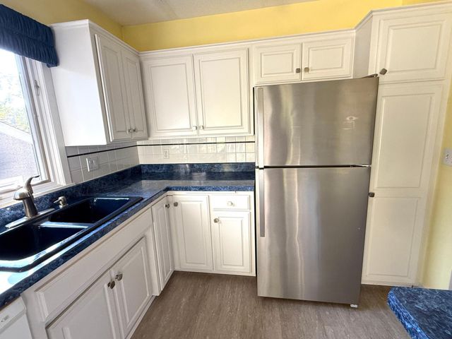 2762 Mcnair Drive N, Robbinsdale, MN 55422