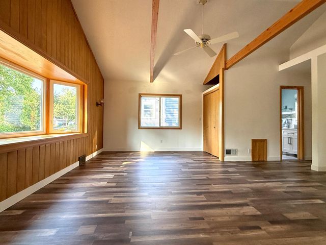 2762 Mcnair Drive N, Robbinsdale, MN 55422