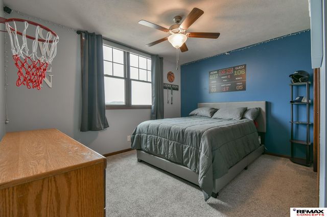 7700 S 66th Street, Lincoln, NE 68516