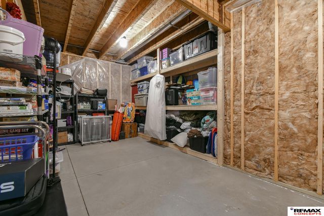 7700 S 66th Street, Lincoln, NE 68516