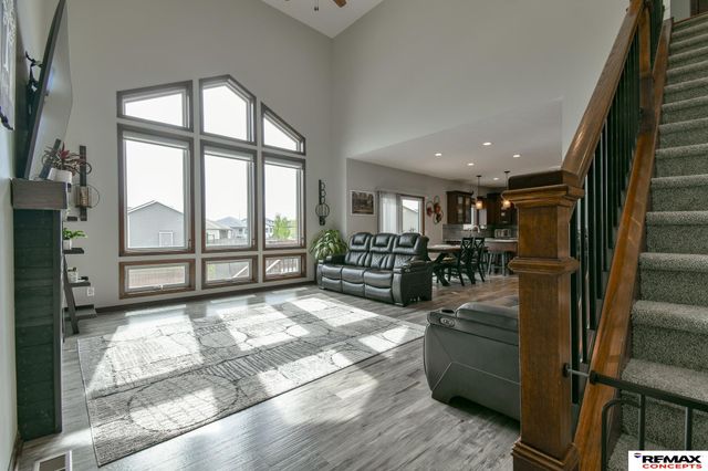 7700 S 66th Street, Lincoln, NE 68516