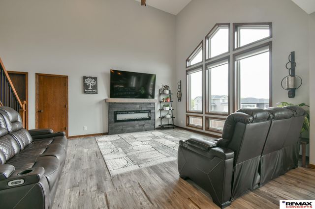 7700 S 66th Street, Lincoln, NE 68516