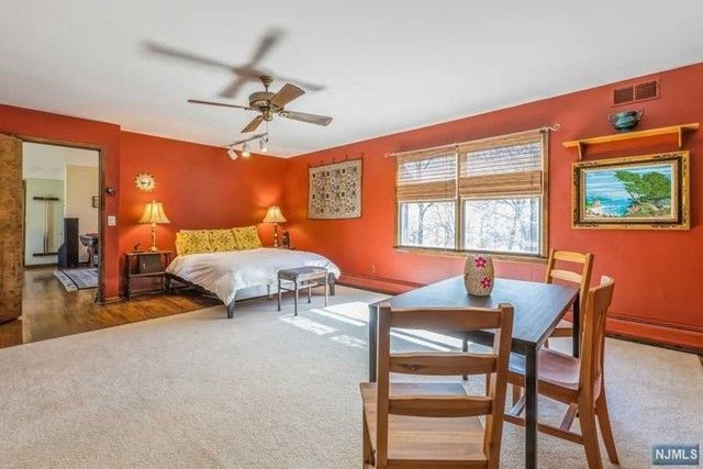 3 Cherokee Trail, Montvale, NJ 07645