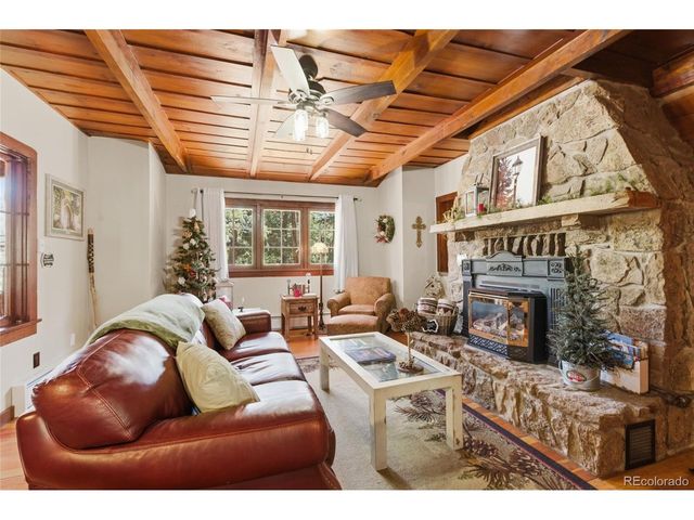 10825 Hondo Ave, Green Mountain Falls, CO 80819