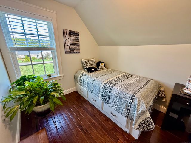 56 West View Drive, Woodstock, CT 06281