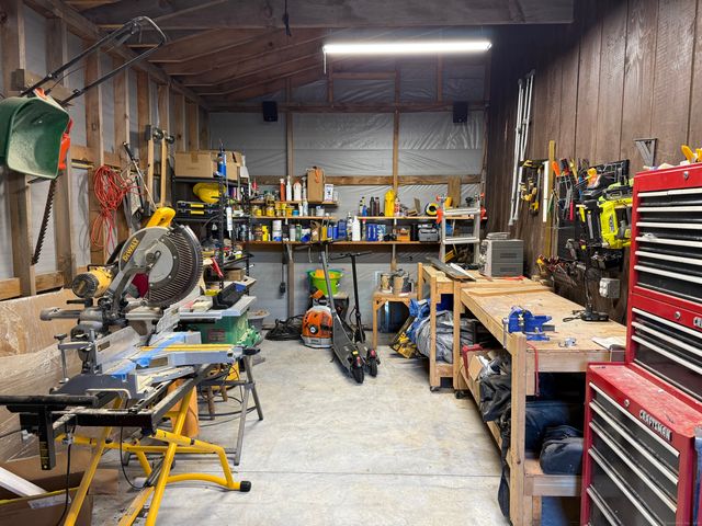 56 West View Drive, Woodstock, CT 06281