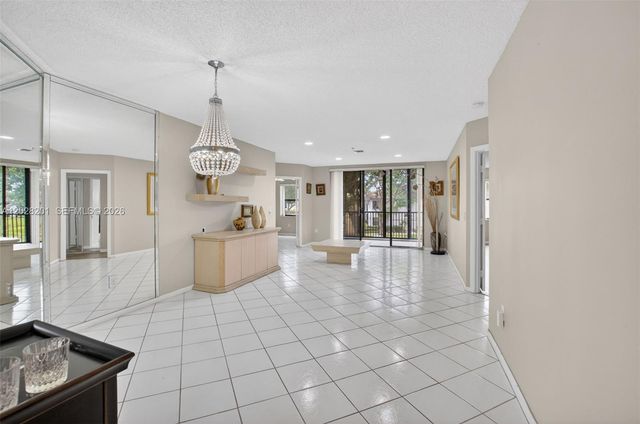 5133 Brisata Circle L, Boynton Beach, FL 33437
