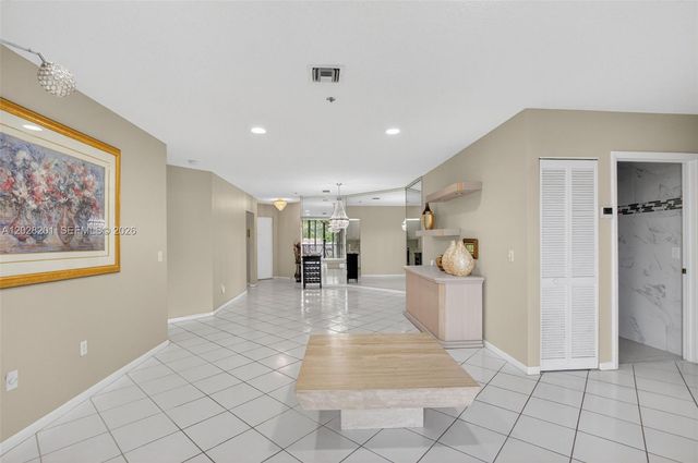 5133 Brisata Circle L, Boynton Beach, FL 33437