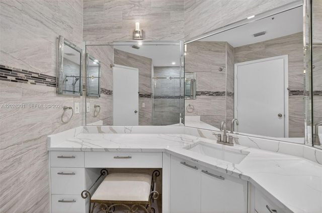 5133 Brisata Circle L, Boynton Beach, FL 33437