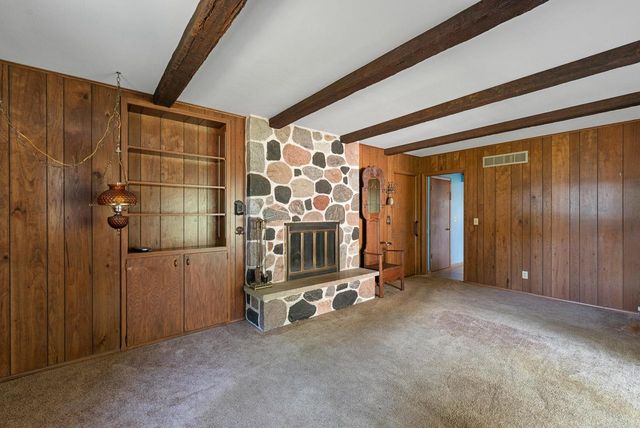 4607 Hillcrest PARKWAY, Slinger, WI 53086