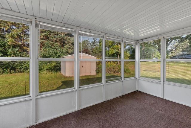 4607 Hillcrest PARKWAY, Slinger, WI 53086