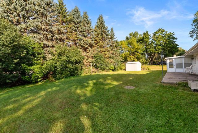 4607 Hillcrest PARKWAY, Slinger, WI 53086