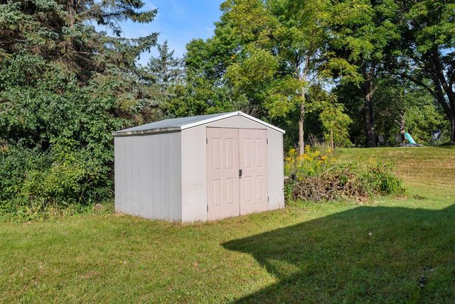 4607 Hillcrest PARKWAY, Slinger, WI 53086