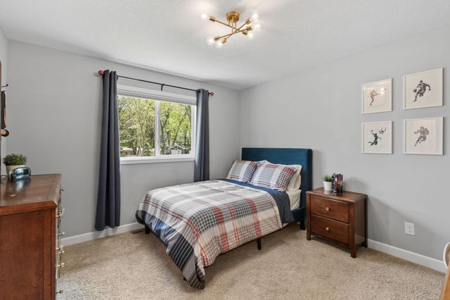 3617 Favorite Court, Minnetonka, MN 55305
