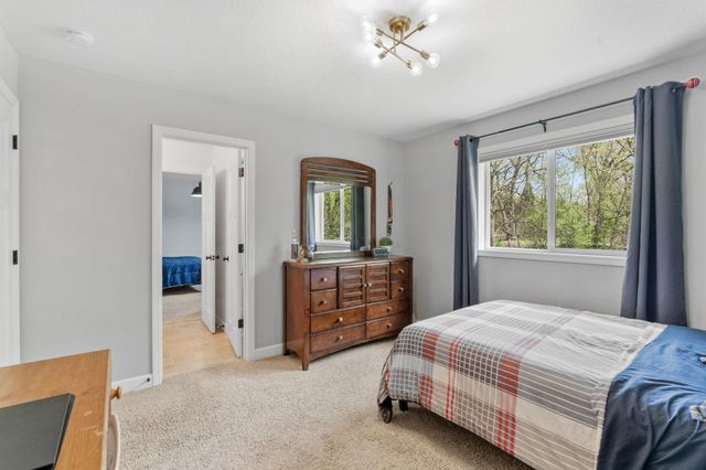 3617 Favorite Court, Minnetonka, MN 55305