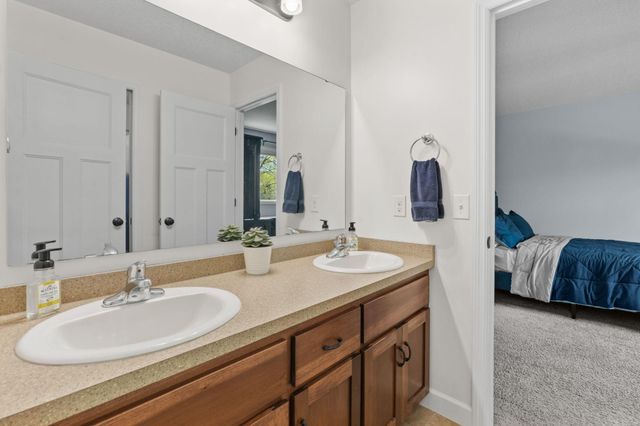 3617 Favorite Court, Minnetonka, MN 55305