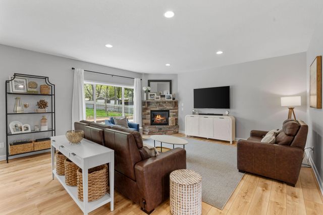 3617 Favorite Court, Minnetonka, MN 55305