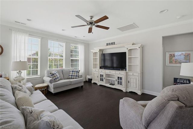 1405 Farm Ridge Road, Kernersville, NC 27284