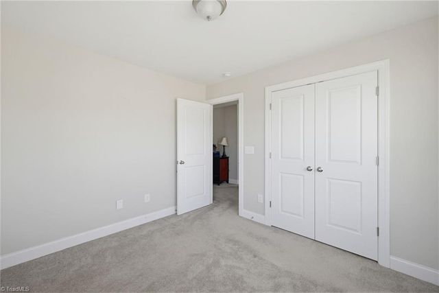 1405 Farm Ridge Road, Kernersville, NC 27284