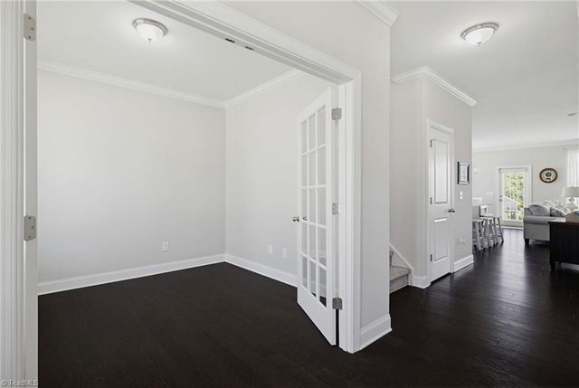 1405 Farm Ridge Road, Kernersville, NC 27284