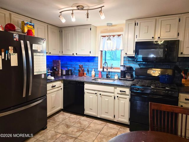 1210 Taylor Lane, Forked River, NJ 08731
