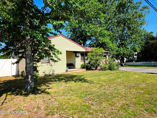1210 Taylor Lane, Forked River, NJ 08731
