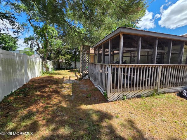 1210 Taylor Lane, Forked River, NJ 08731