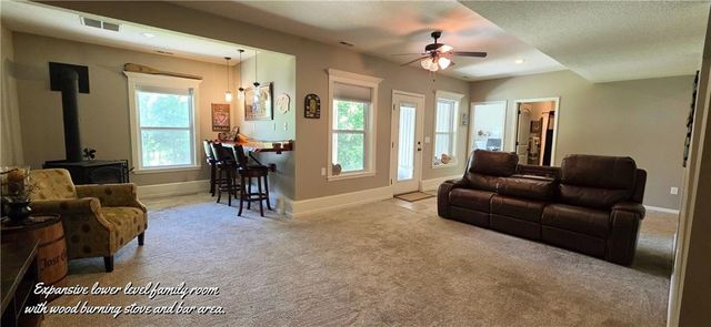 18340 Selwyn Drive, Warsaw, MO 65355