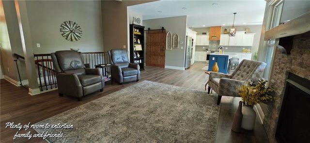 18340 Selwyn Drive, Warsaw, MO 65355