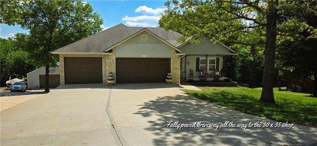 18340 Selwyn Drive, Warsaw, MO 65355