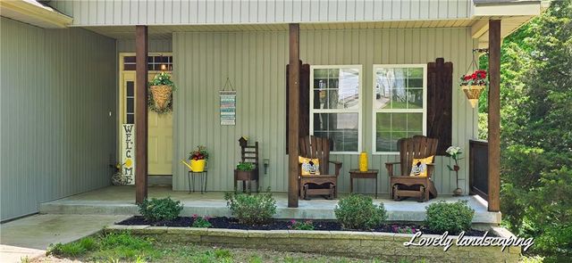 18340 Selwyn Drive, Warsaw, MO 65355