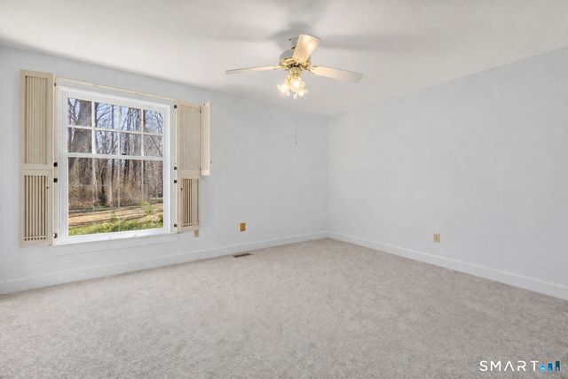 11 Highview Drive, Woodbridge, CT 06525