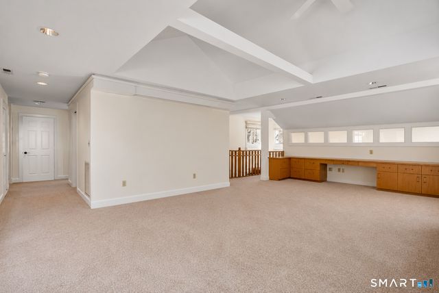 11 Highview Drive, Woodbridge, CT 06525