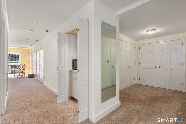 11 Highview Drive, Woodbridge, CT 06525