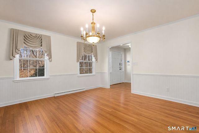 11 Highview Drive, Woodbridge, CT 06525