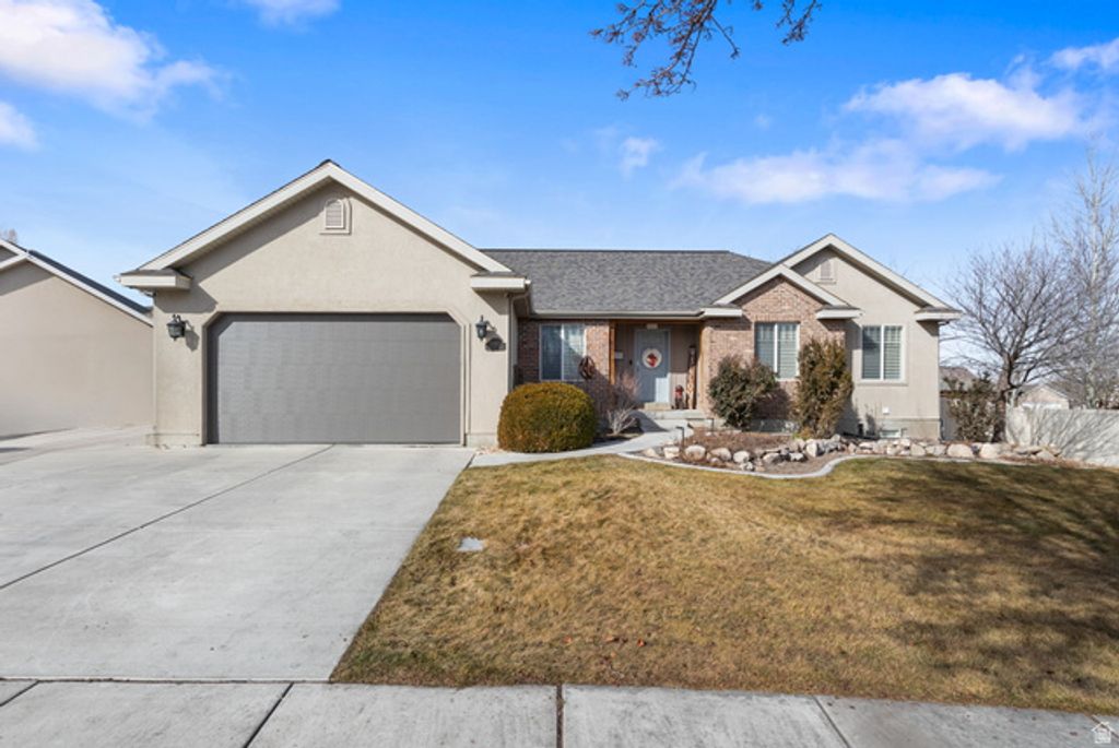 286 W SKY CT, Saratoga Springs, UT 84045