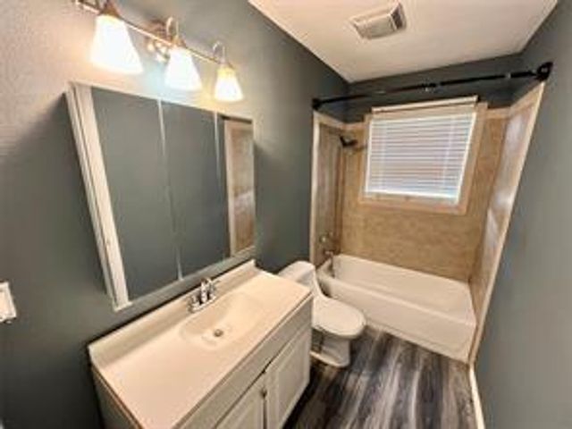 231 Moore Street, Richwood, TX 77531